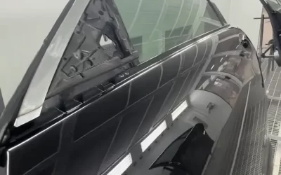 Pintura Automotriz Negra Brillante de SYBON: Buscamos Distribuidores para un Brillo Superior